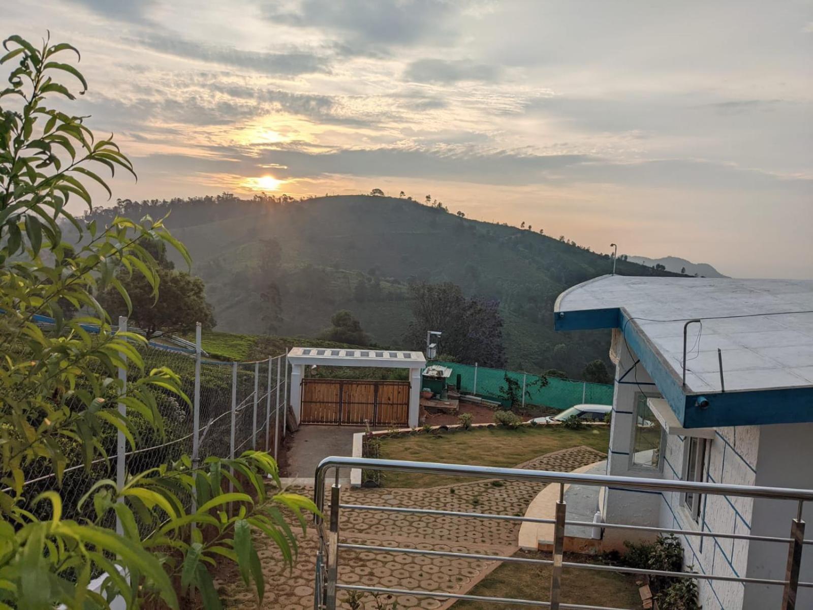 Hotel Diamond Hill View Ketti Exterior foto